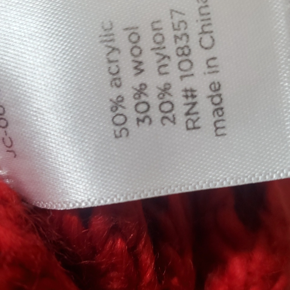 Red - Picture 5 of 7
